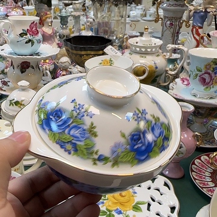 鹿与海陶瓷有限公司