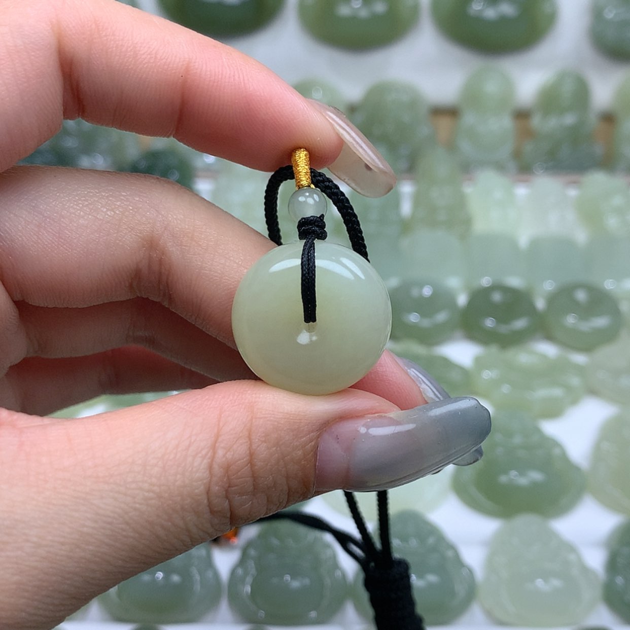 【闪购商品】颈饰未镶嵌和田玉L****·