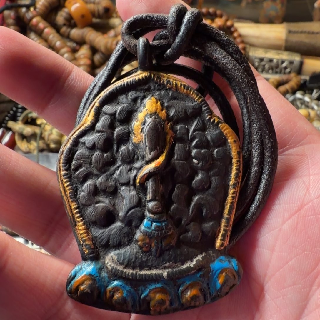 合金铜天铁智慧剑脖挂