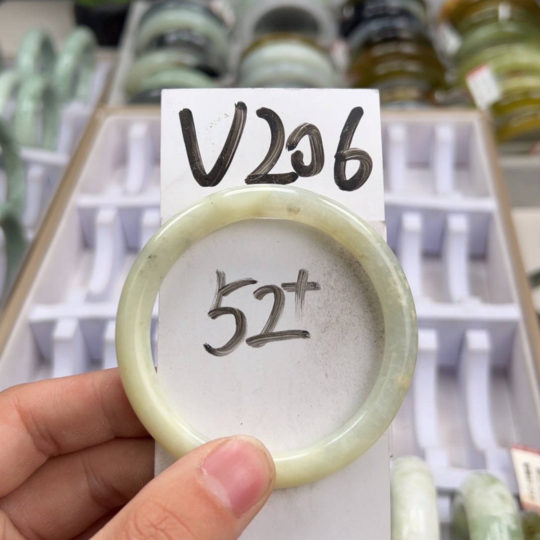 岫玉手镯未镶嵌天然岫玉微瑕