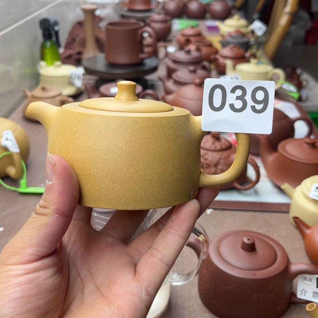 紫砂茶壶黄金段井栏200左右