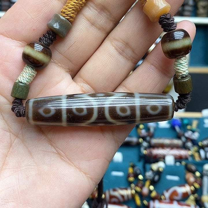 玛瑙/玉髓颈饰合金