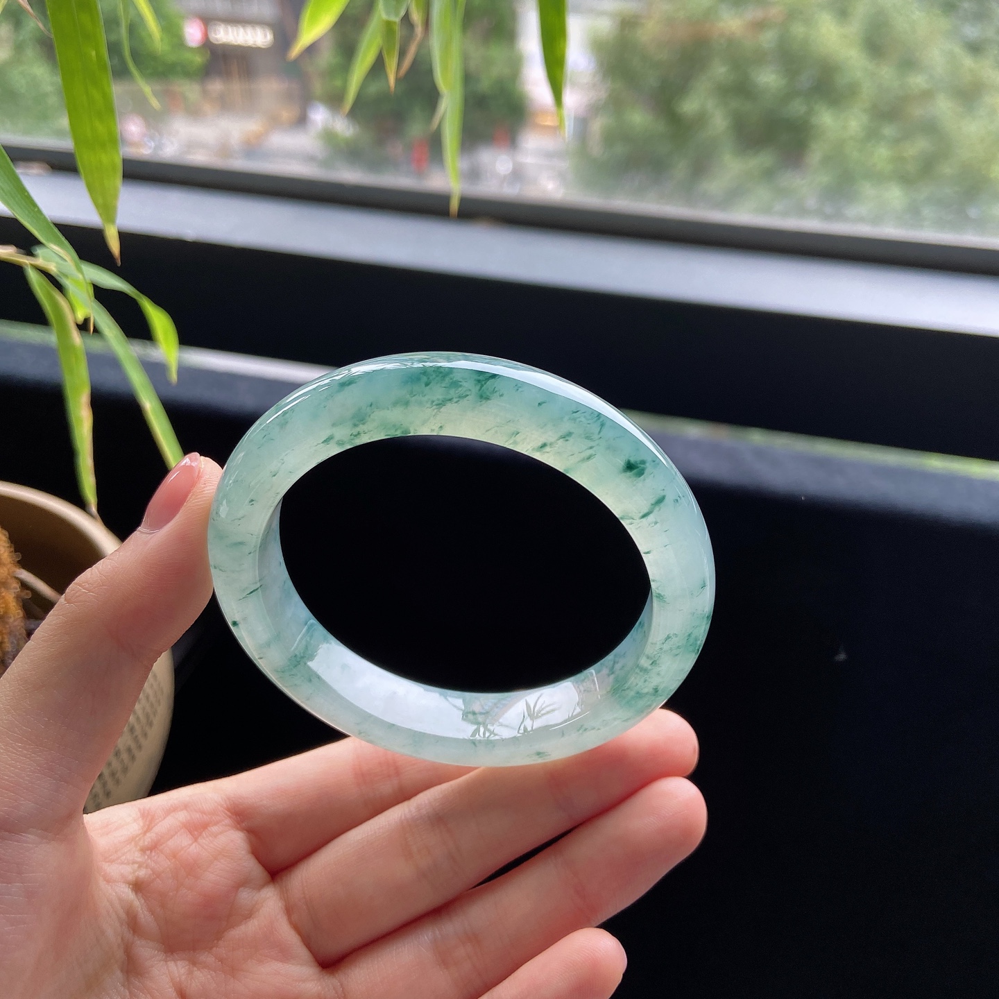 好色珠宝  圈口54缅甸老坑A货冰种飘花正圈女款翡翠手镯