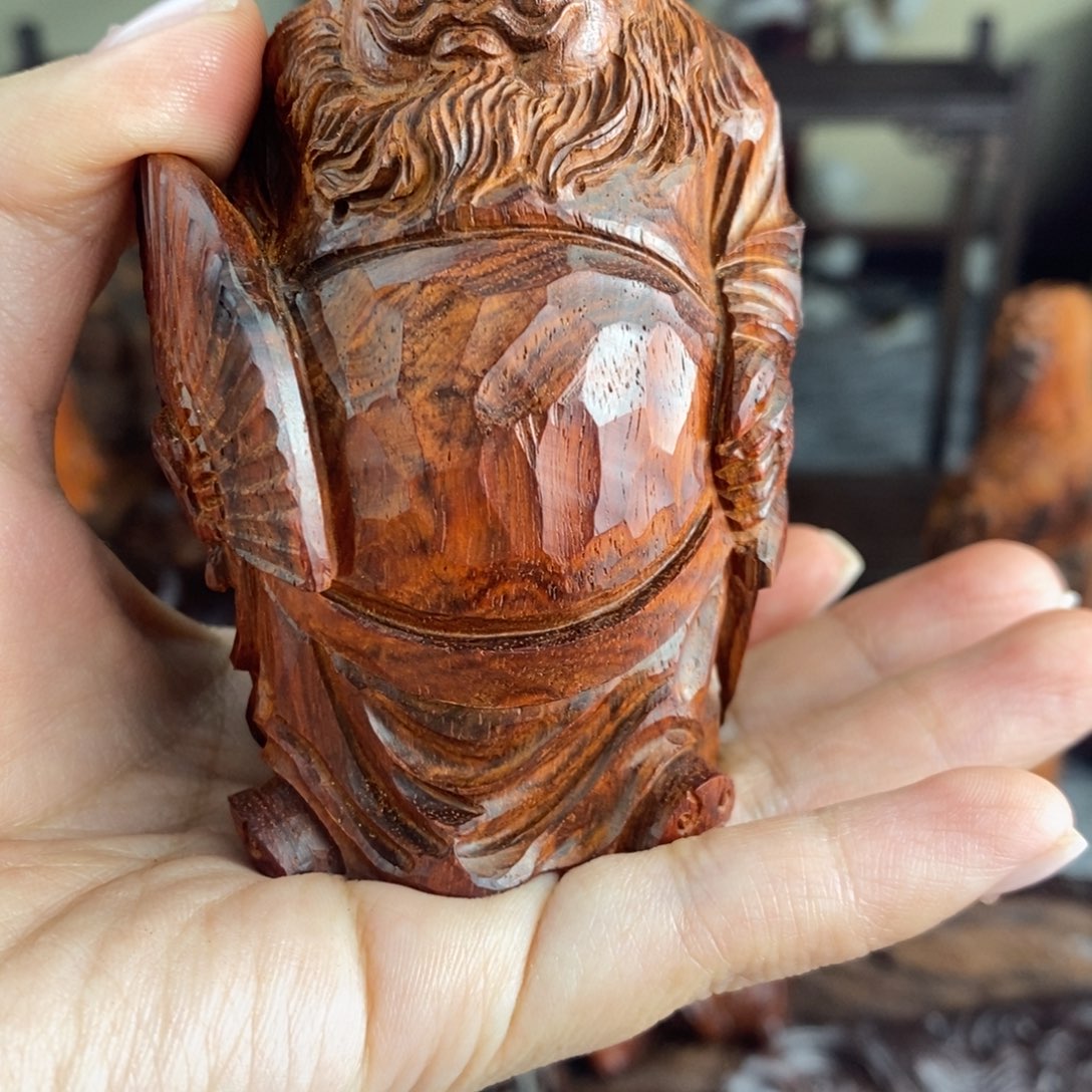 檀香紫檀（小叶紫檀）慎**为