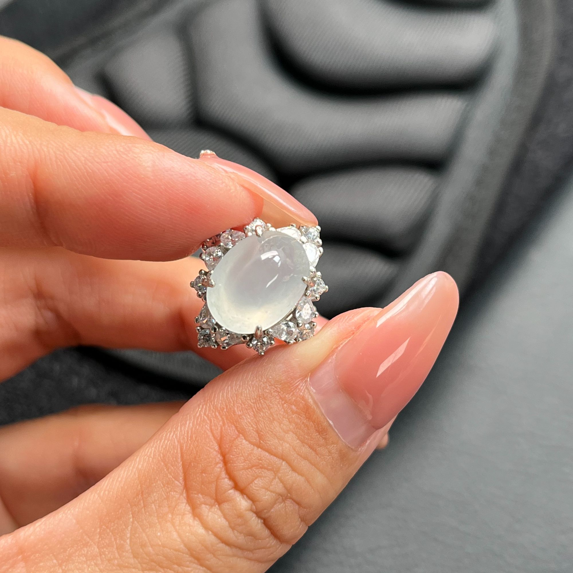 925银镶嵌 缅甸天然翡翠A货 冰种 戒指尺11.8。9。5.5