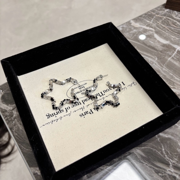 铜合金耳饰 碎Y五角星耳环EH3688