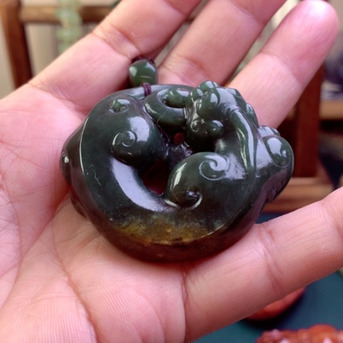 和田玉颈饰未镶嵌