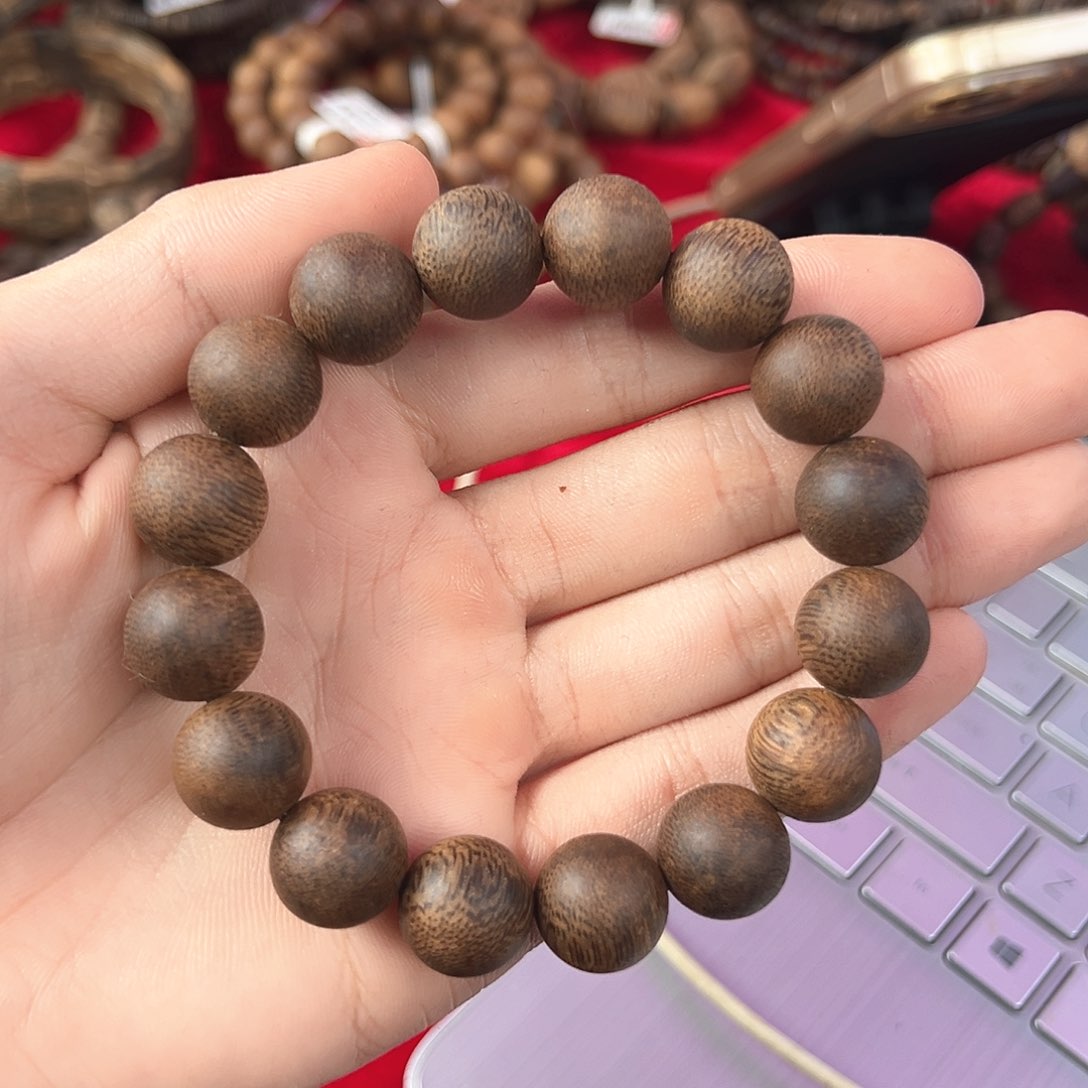 手串沉香1.4高货虫漏22克多样性发一