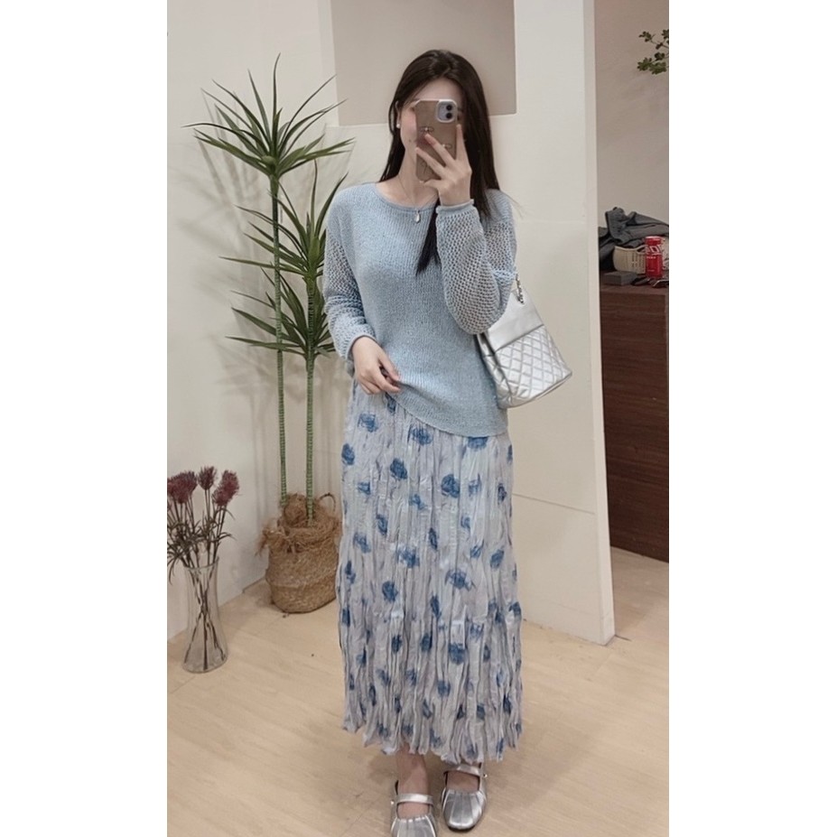 【婷婷家】软糯浅蓝色针织衫＋褶皱碎花半身裙