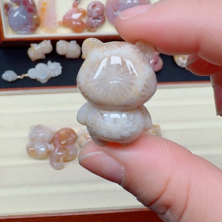 硅化玉手链合金珊瑚玉