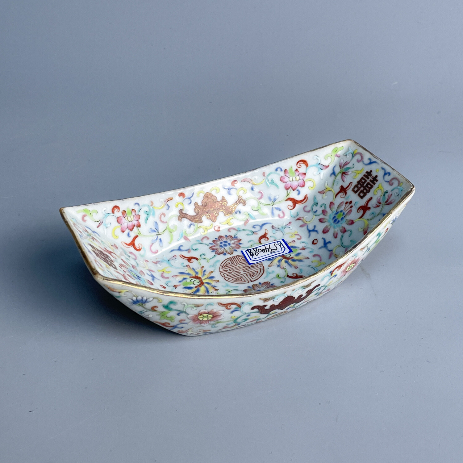 dj5w wk10w M25JV008F38 - 清嘉庆 官粉彩福禄寿喜缠枝花卉纹茶船