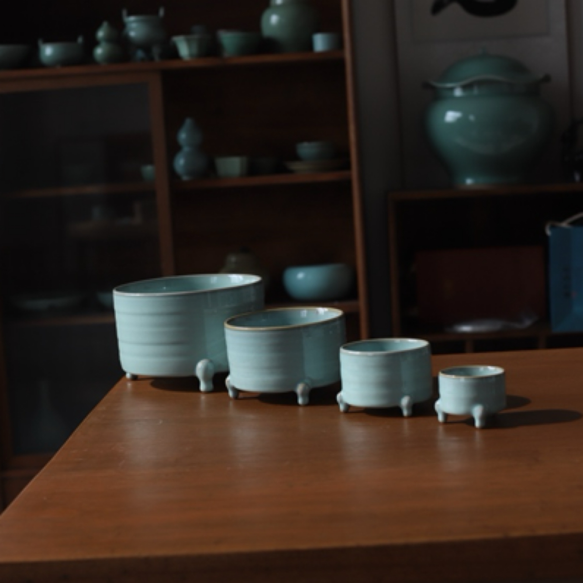 汝窑天青釉弦纹尊支钉烧玛瑙釉蝉翼纹开片宋式美学