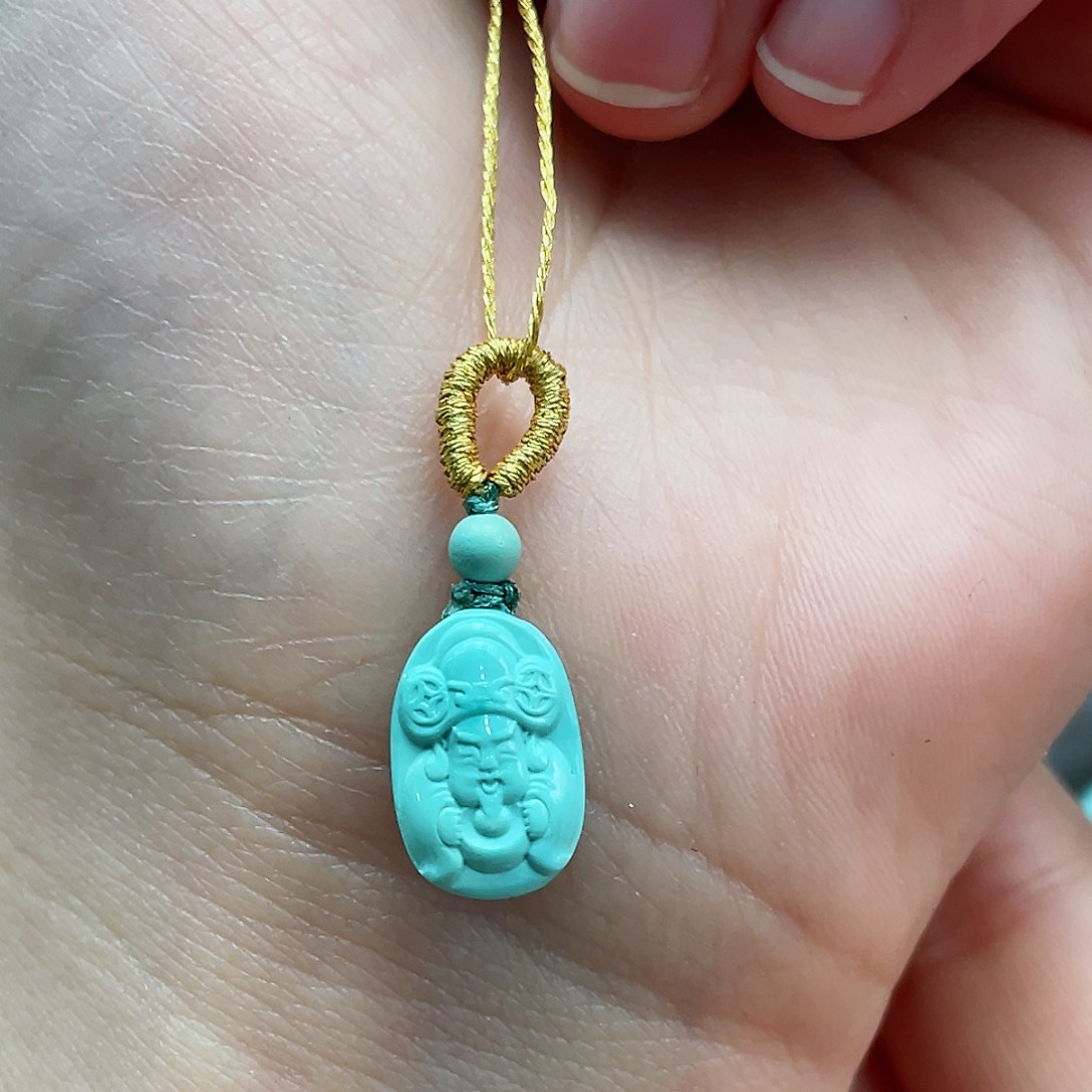 绿松石颈饰未镶嵌