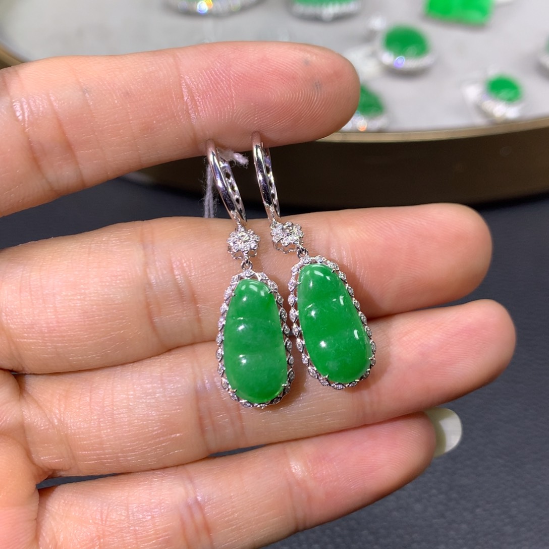 翡翠耳饰18K金镶嵌翡翠