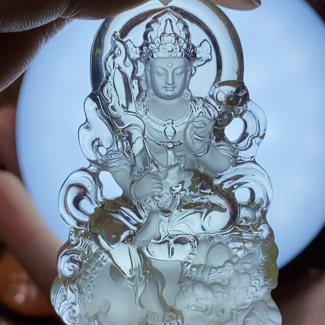 水晶颈饰未镶嵌山**水吊坠