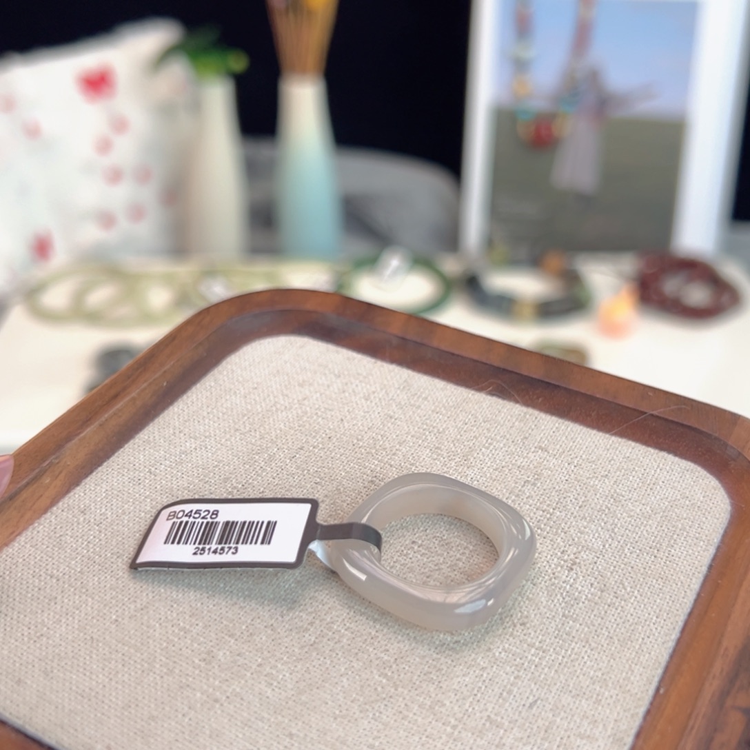 和田玉（糖玉）未镶嵌戒指N22藕粉方圆直径18.2不退换