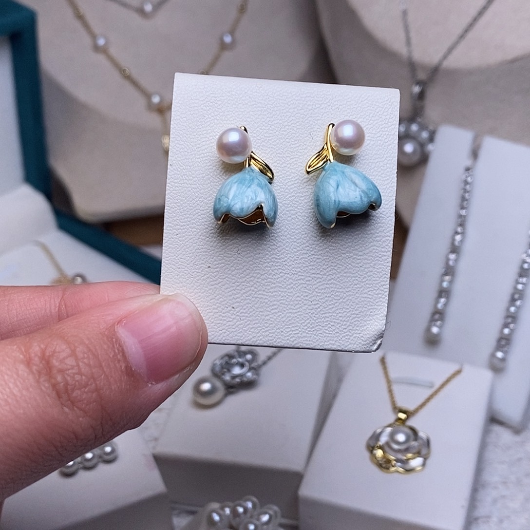 银S925镶嵌淡水珍珠耳饰