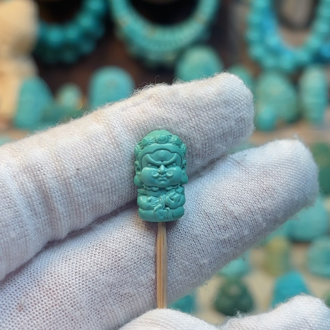 绿松石配饰未镶嵌