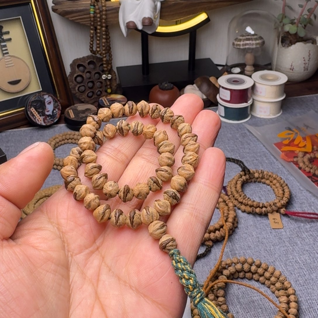 柏香籽/百香籽吊坠丹