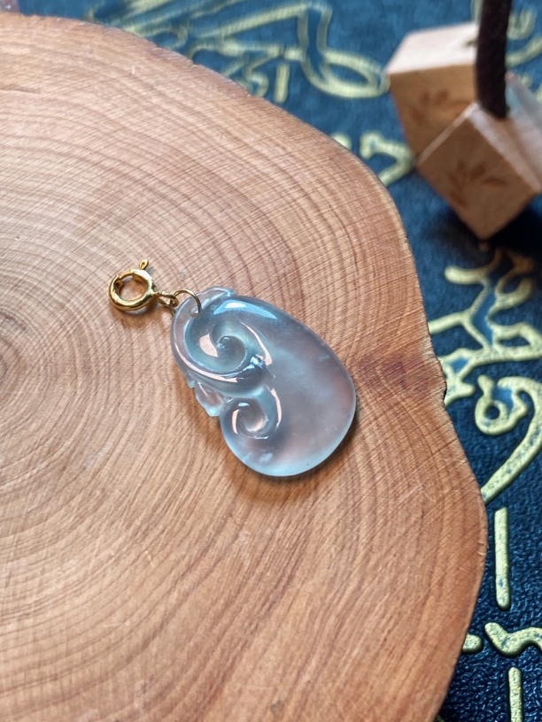 冰种如意翡翠吊坠缅甸翡翠A货18K金镶嵌种老肉细