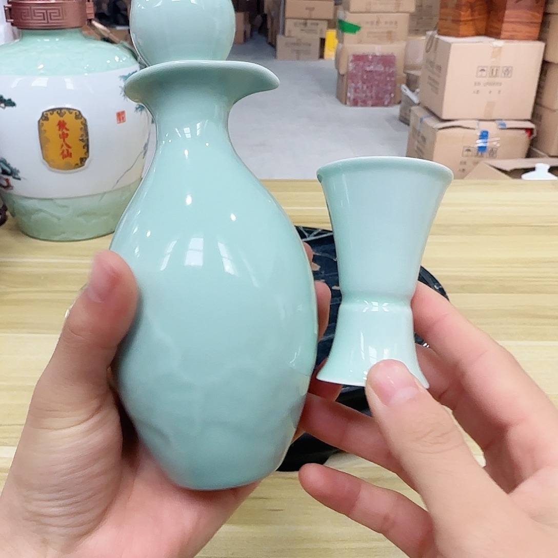 1个3两酒壶➕2个酒杯