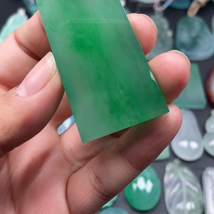 星***?无事牌，飘金丝绿，微绵，缅优