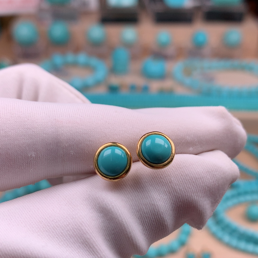 雷***翠绿松石银S925镶嵌珠宝奇石