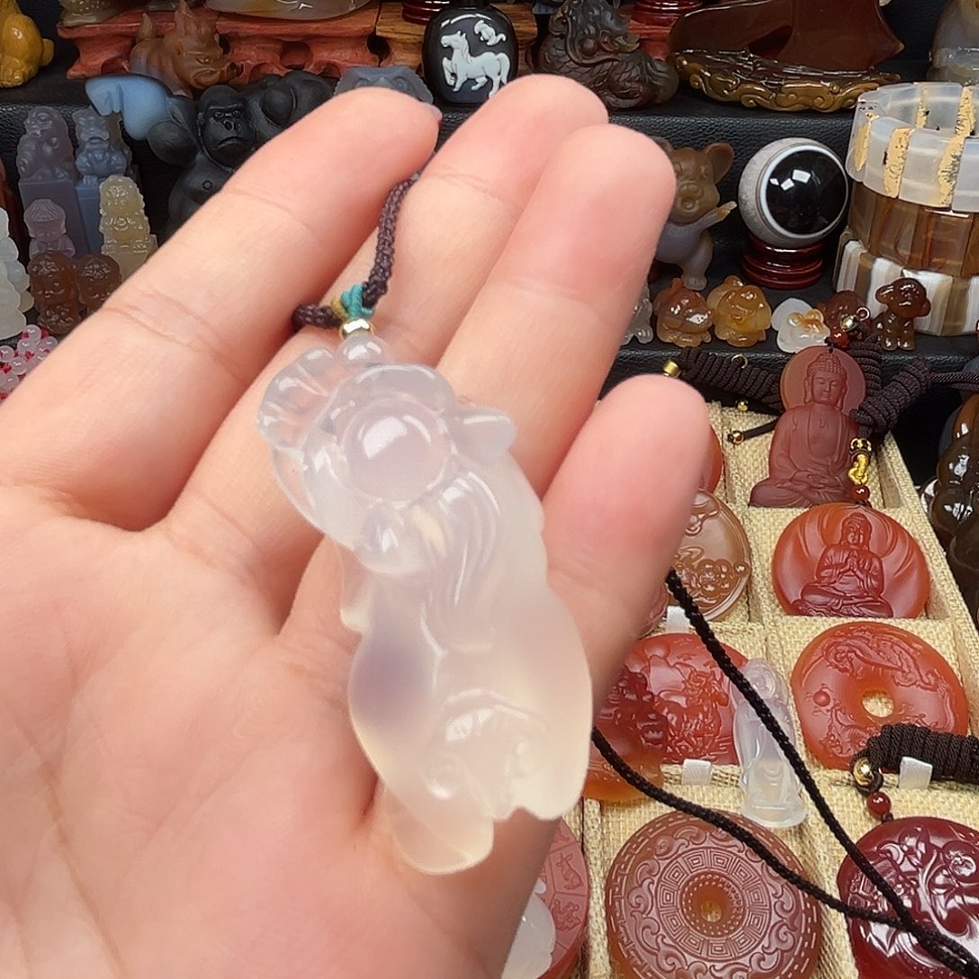 玛瑙/玉髓未镶嵌颈饰