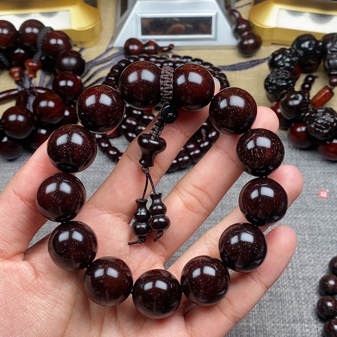 檀香紫檀（小叶紫檀）1.8满星