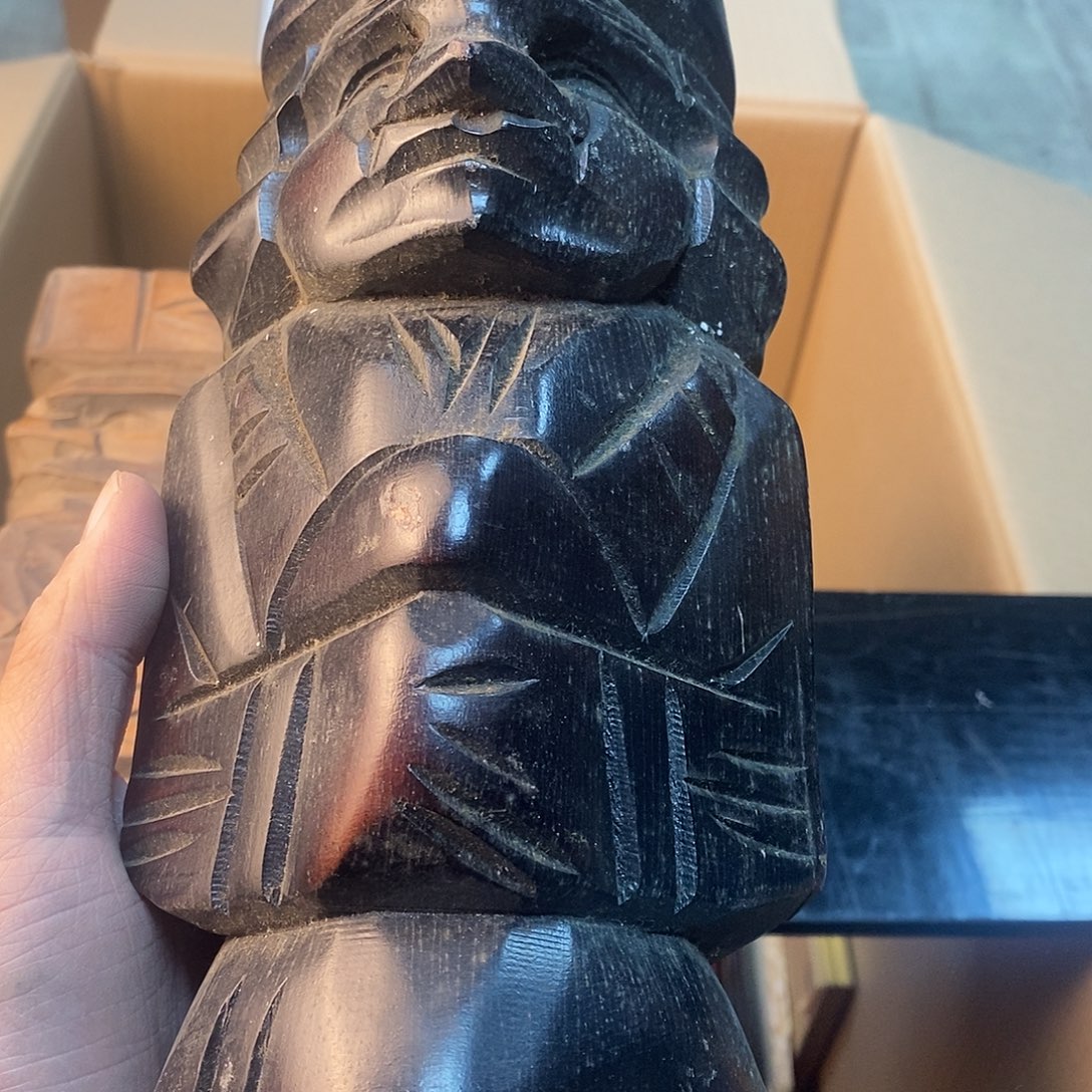 民***哥瓷器制作工艺精湛