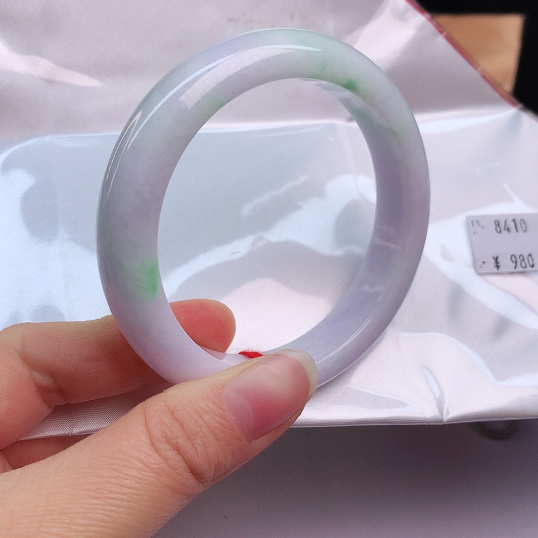 翡翠手镯未镶嵌8410xccvvv