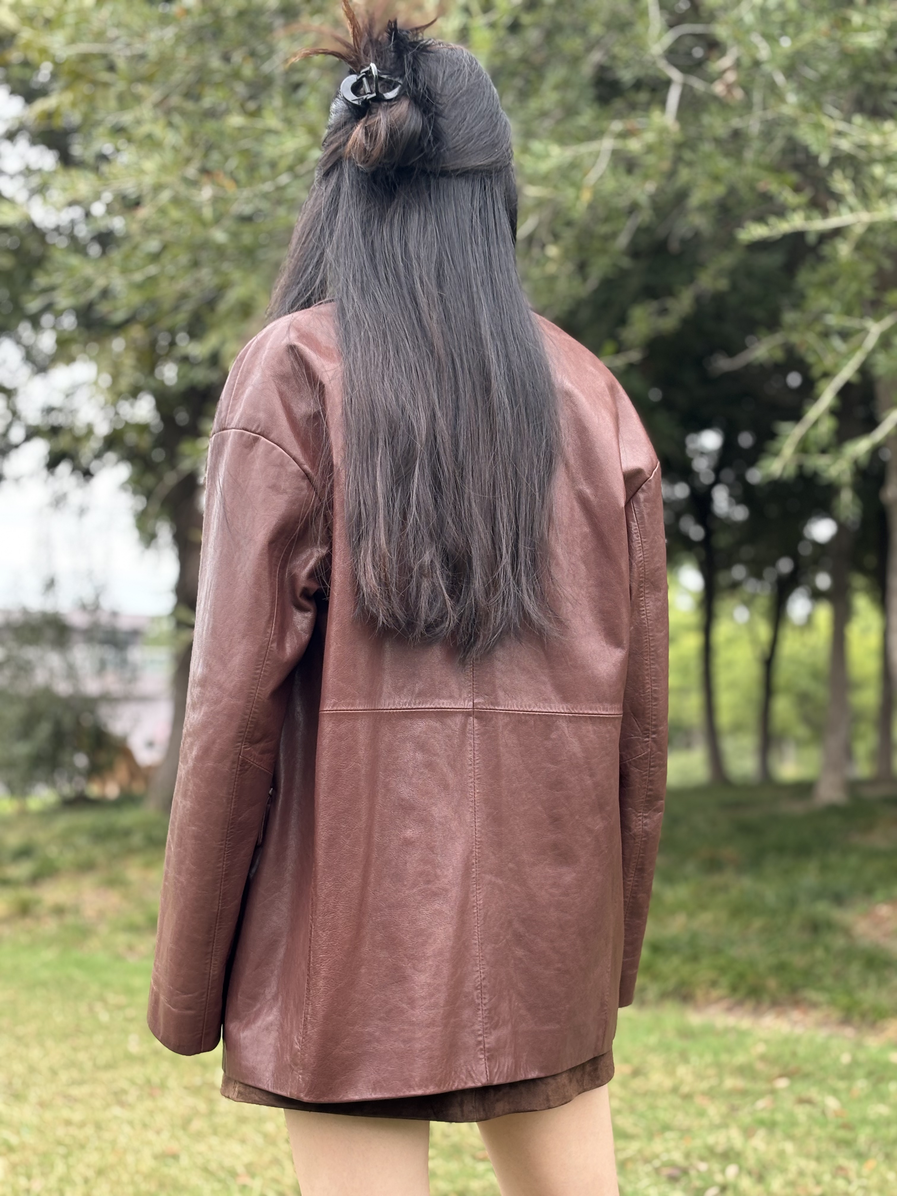 2025秋冬进口半植鞣小山羊皮oversize西装外套休闲款真皮皮衣女