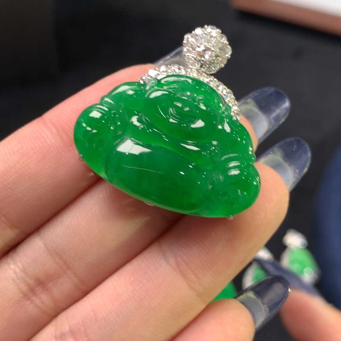 翡翠挂件18K金镶嵌佛公