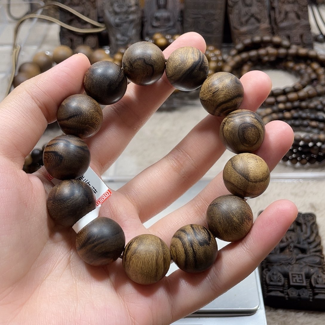 乖***觉沉香手串越南芽庄白棋楠虎斑