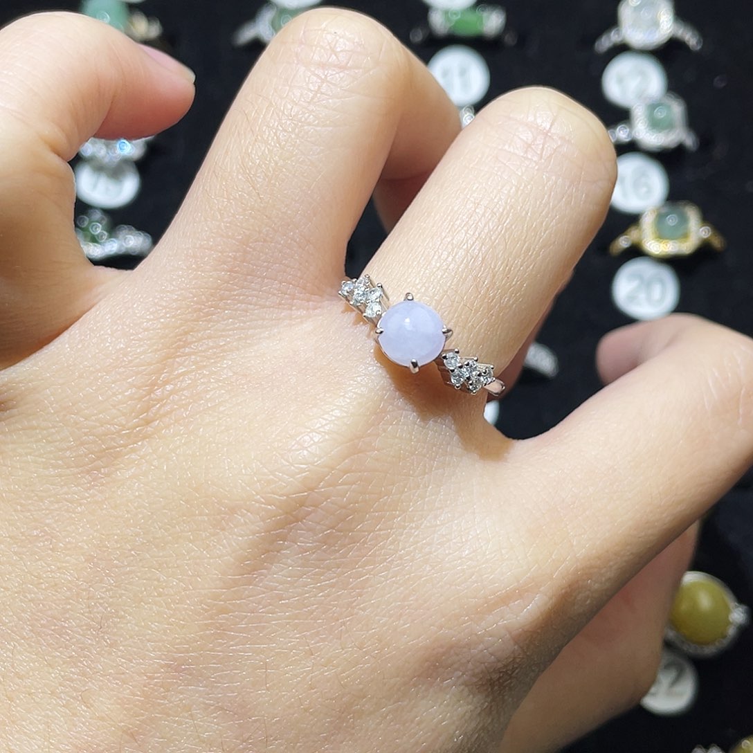 翡翠未镶嵌戒指戒指