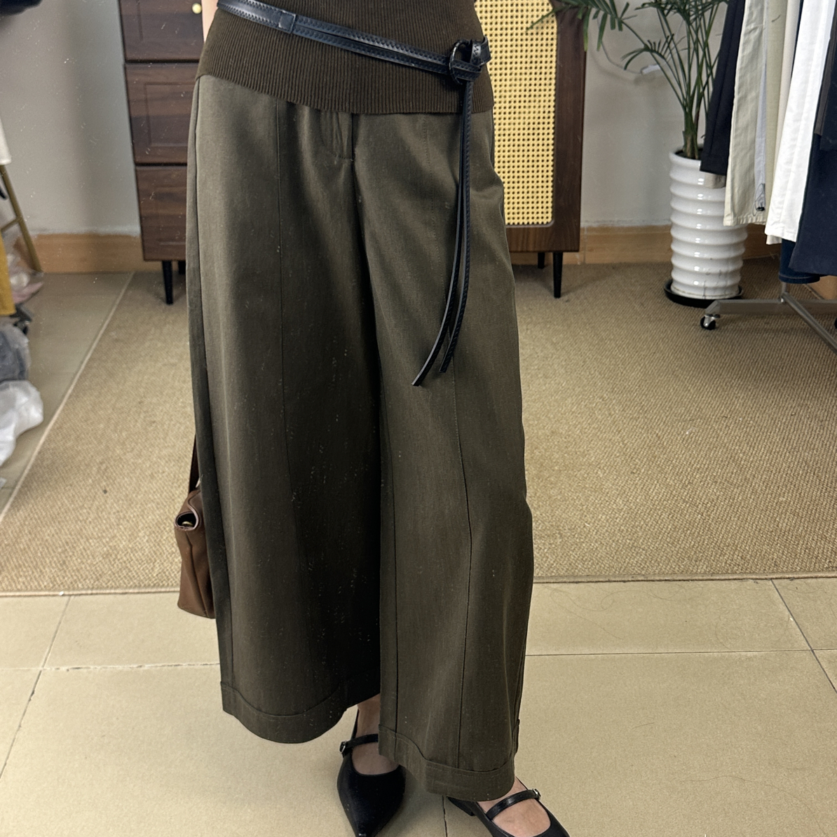 早秋新款小众百搭女九分宽松舒适休闲裤
