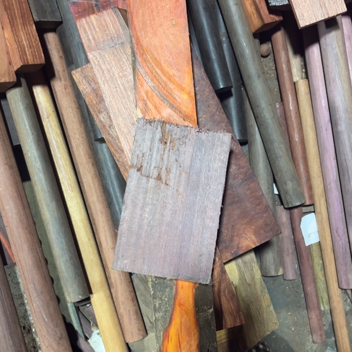 唐****◤木料瑕疵不退不换