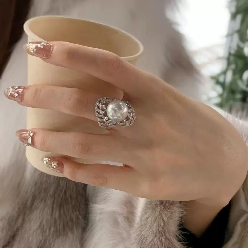 2045设计师羽毛戒指