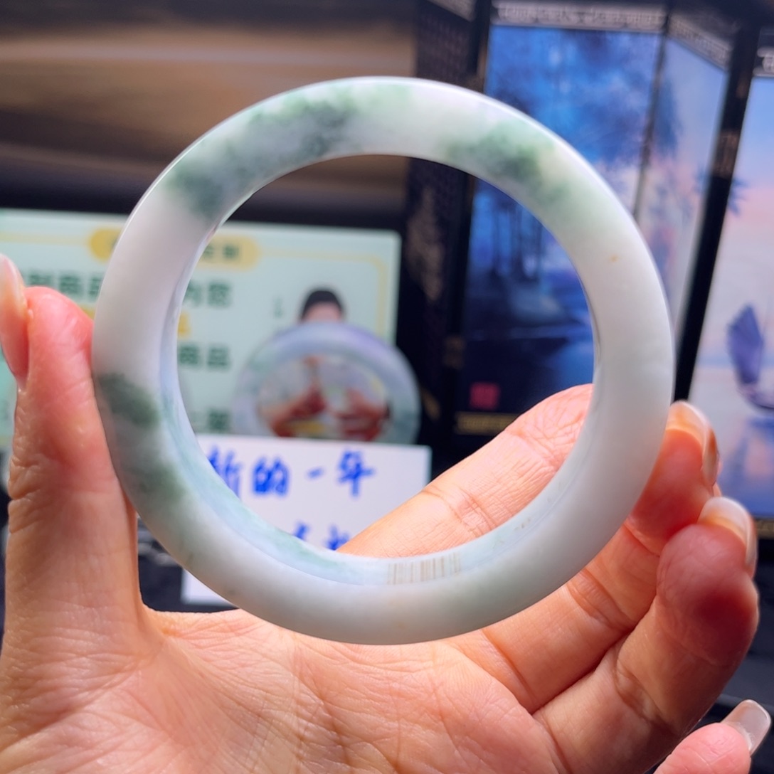 定制翡翠未镶嵌手镯手镯