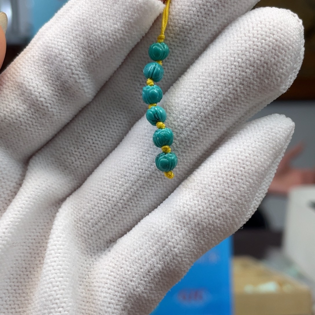 绿松石未镶嵌挂件