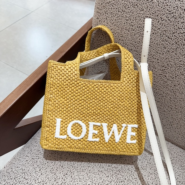 99新 LOEWE/罗意威 Font Tote草编包