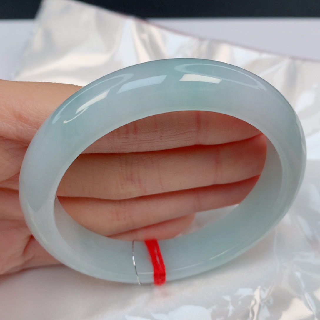 翡翠手镯未镶嵌58,3正圈