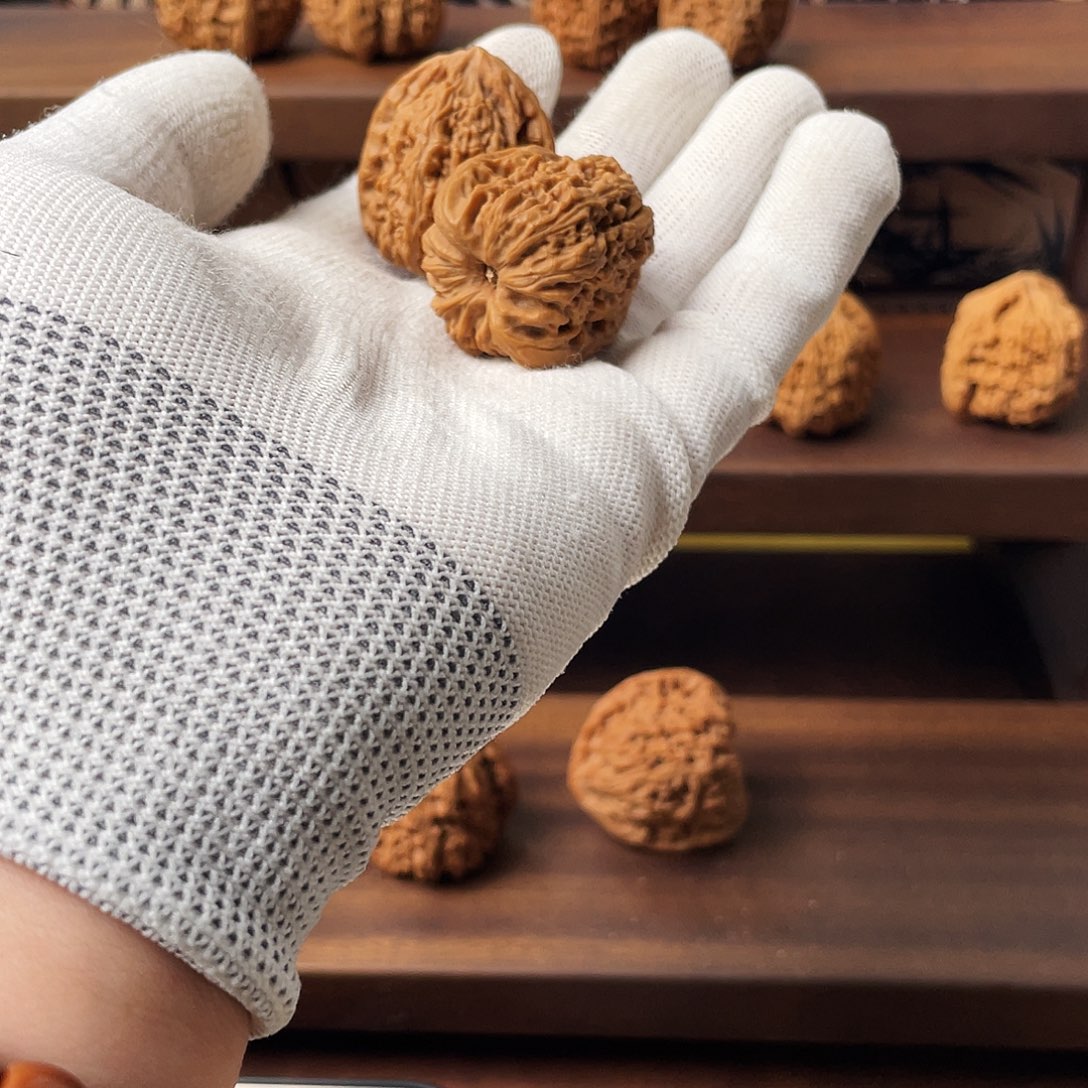 用***0吊坠文玩核桃南疆石