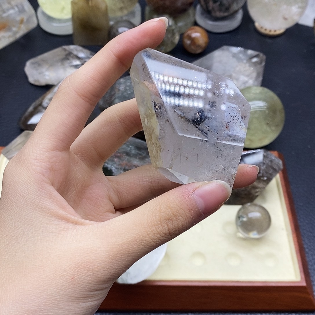 未镶嵌珠宝半成品水晶