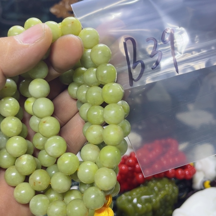 蛇纹石玉项链未镶嵌天****！