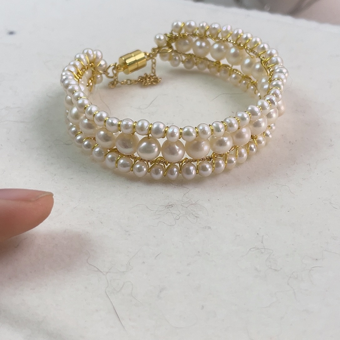 淡水珍珠耳饰未镶嵌