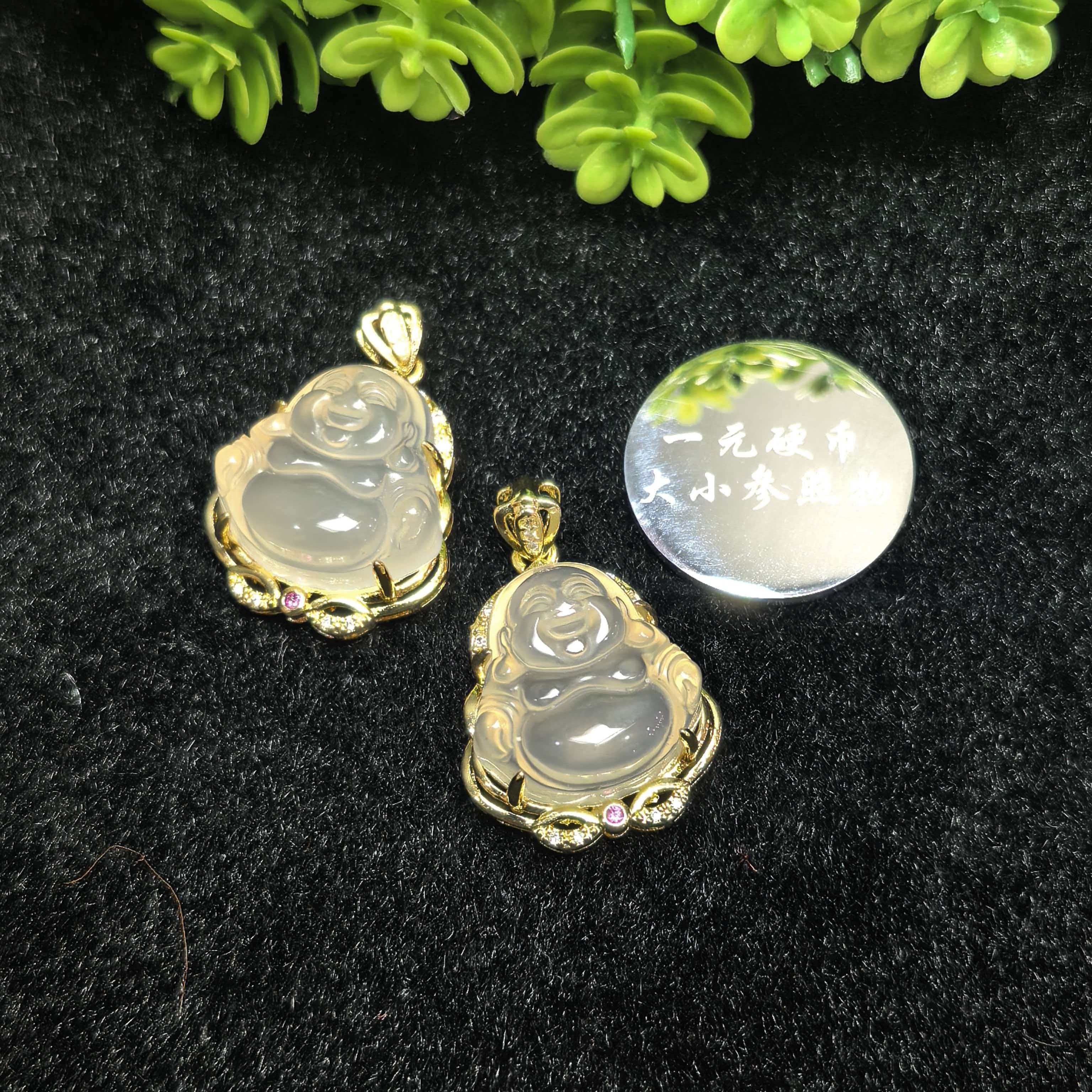 ST1650【东齐珠宝】极冰白肉玛瑙白佛公吊坠-配皮绳-多样性只发一件