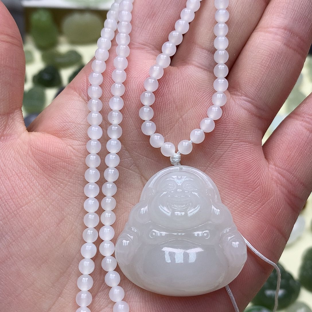 和田玉颈饰未镶嵌红