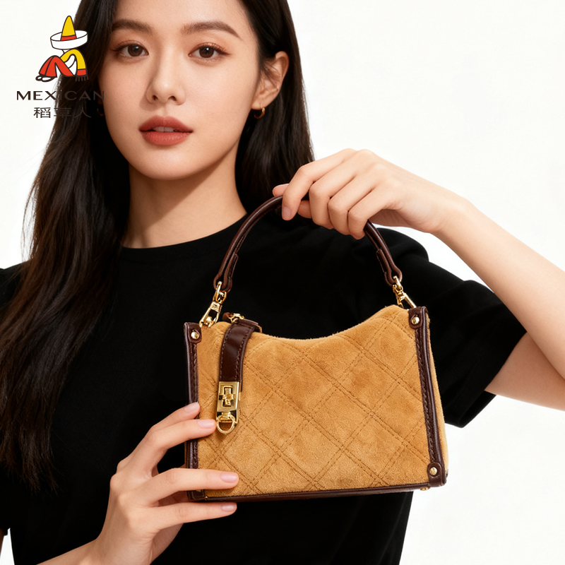 稻草人25新款琥珀流光菱格铆钉沙色女盒子包斜挎包单肩包