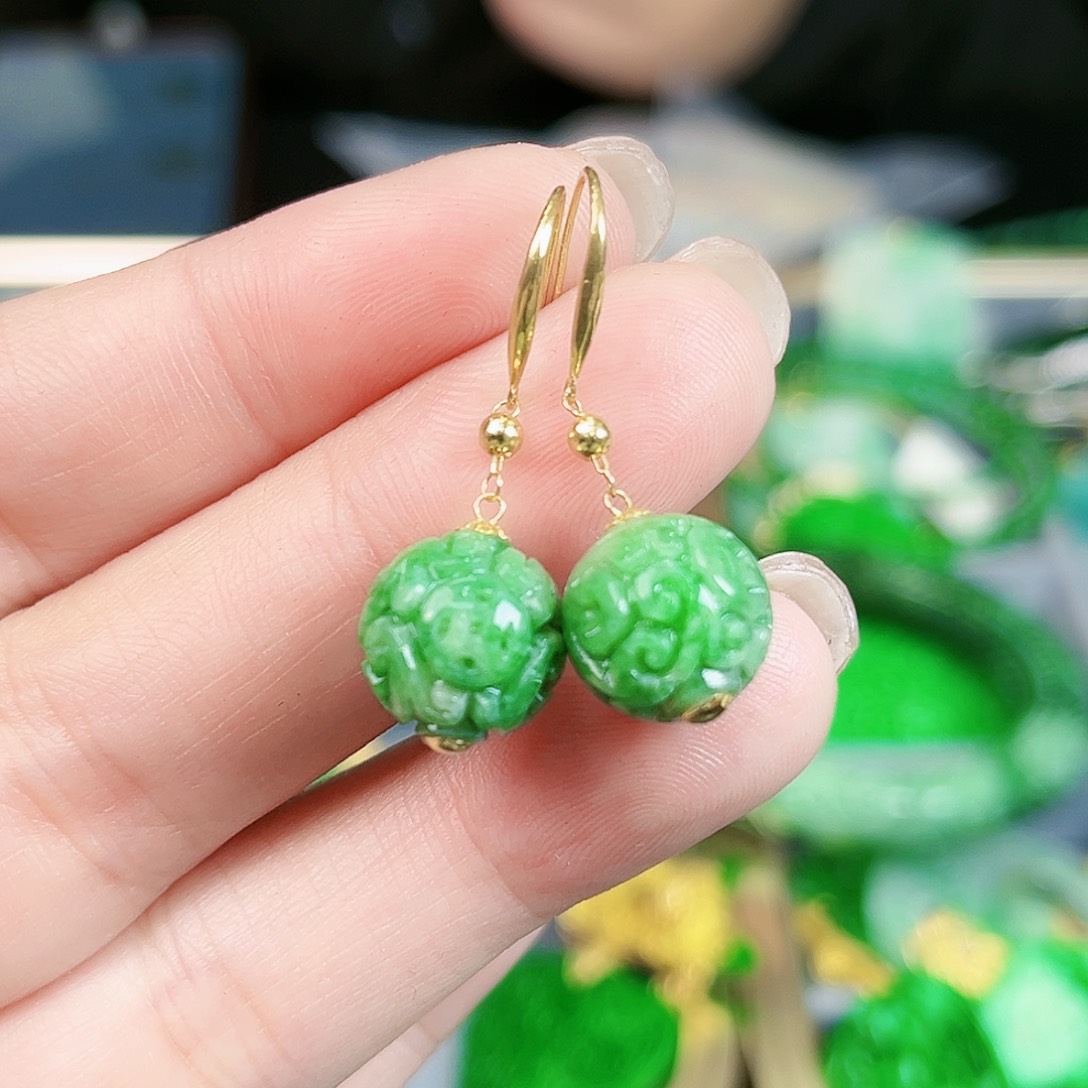 翡翠颈饰18K金镶嵌耳饰